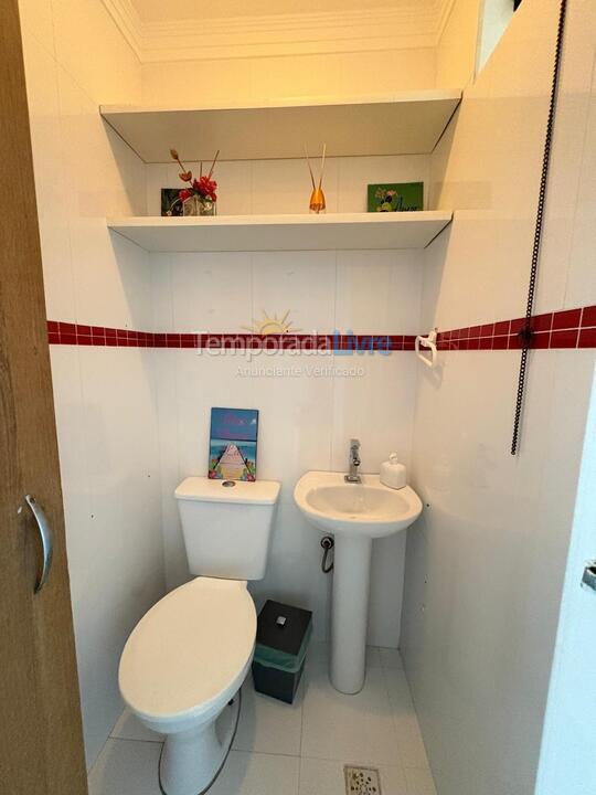 Apartamento para aluguel de temporada em Guarujá (Praia do Tombo)