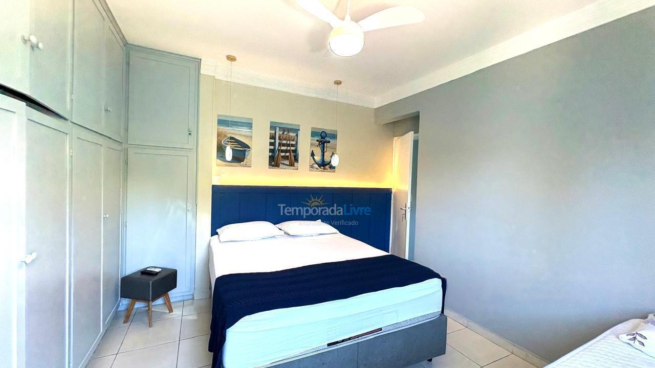 Apartamento para aluguel de temporada em Guarujá (Praia do Tombo)