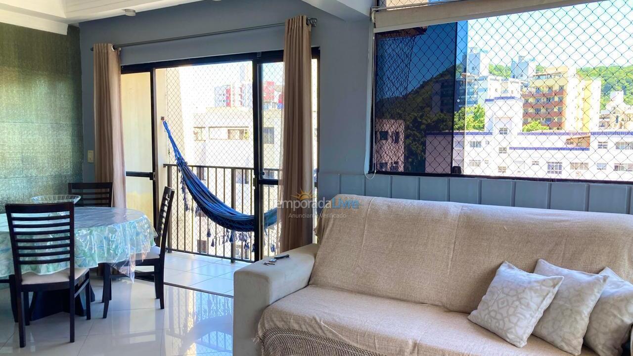 Apartamento para aluguel de temporada em Guarujá (Praia do Tombo)