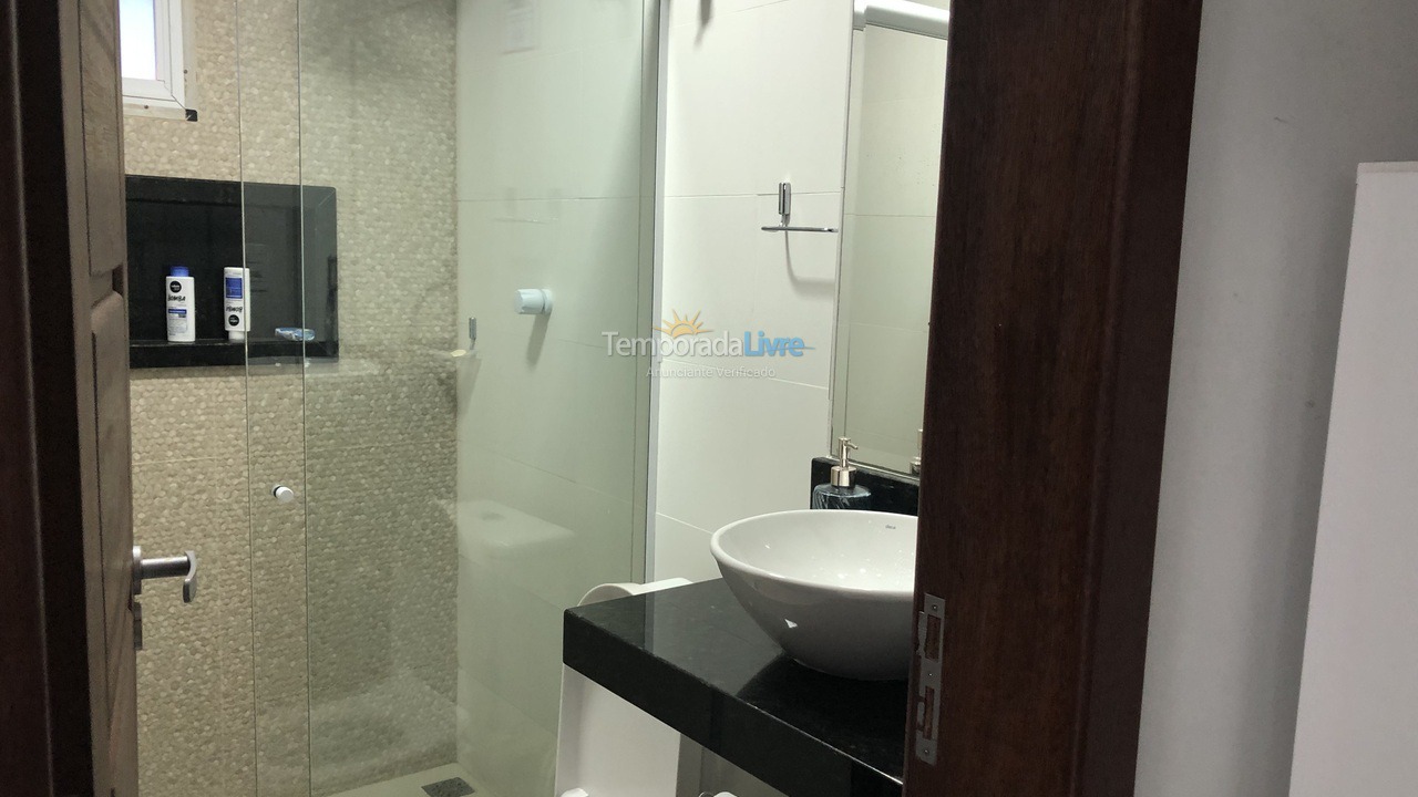 Apartamento para aluguel de temporada em Arraial do Cabo (Praia Grande)