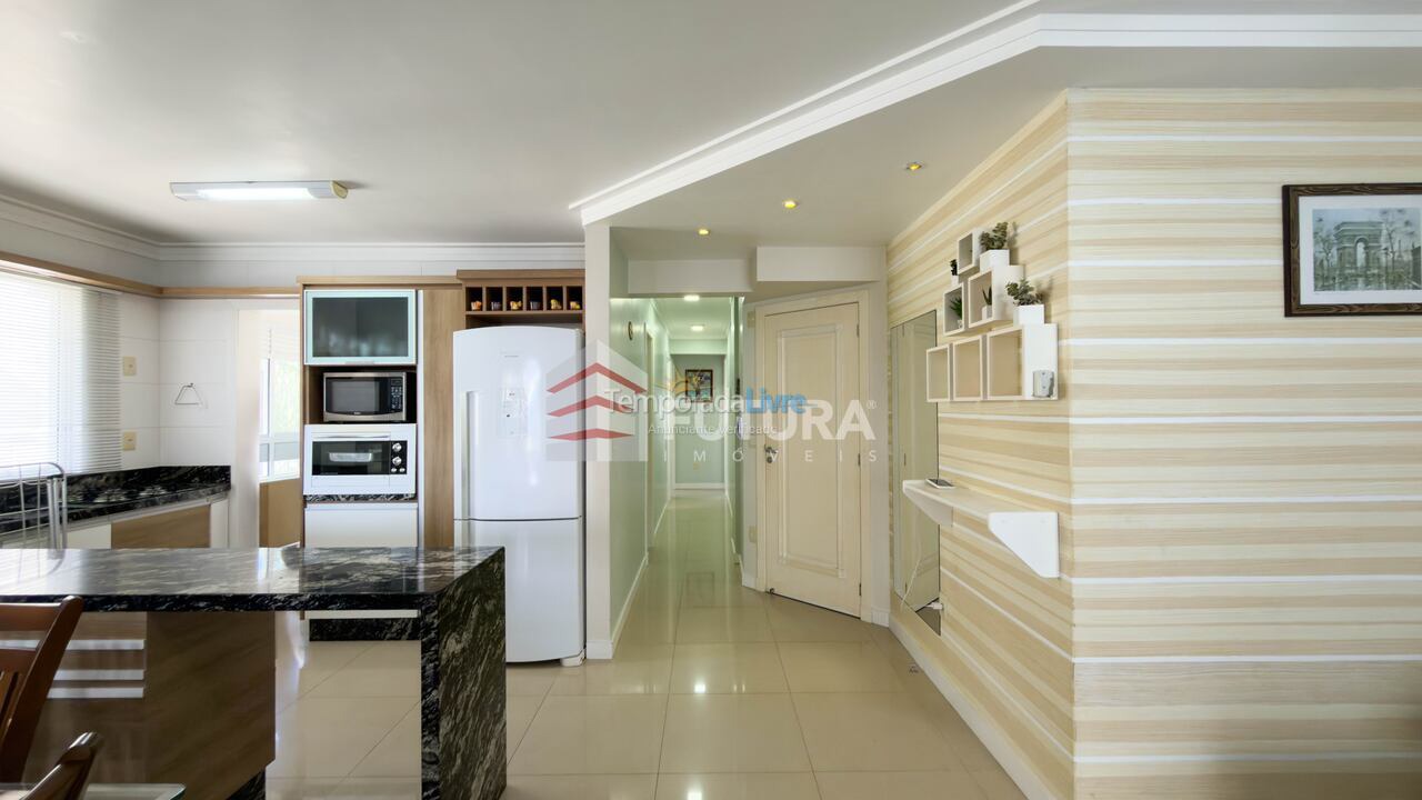 Apartamento para alquiler de vacaciones em Bombinhas (Praia de Bombas)