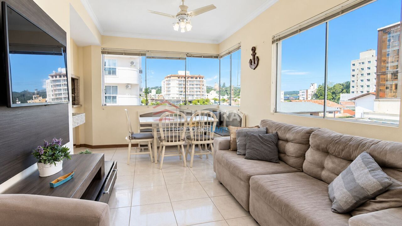 Apartamento para aluguel de temporada em Bombinhas (Praia de Bombas)