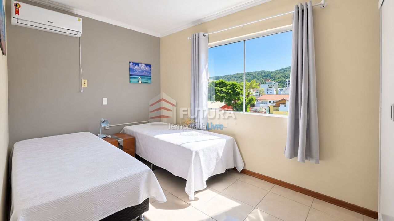 Apartamento para aluguel de temporada em Bombinhas (Praia de Bombas)