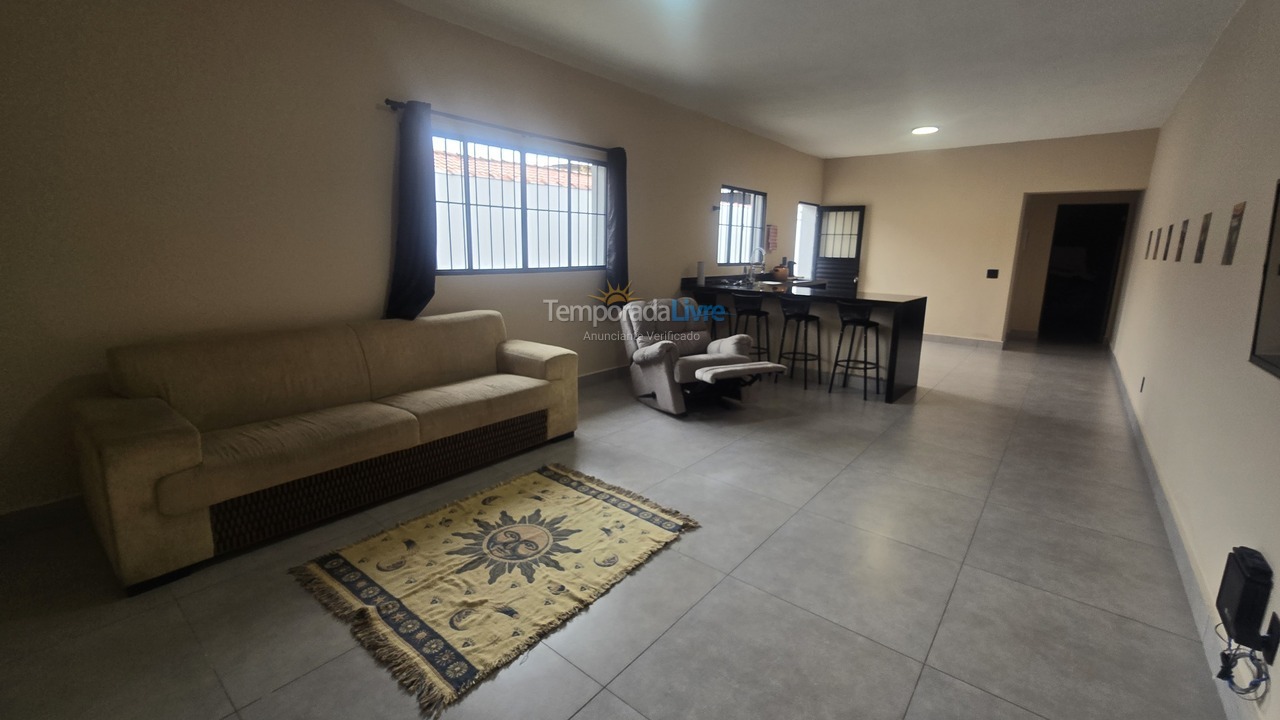 House for vacation rental in Piracicaba (Piracicamirim)