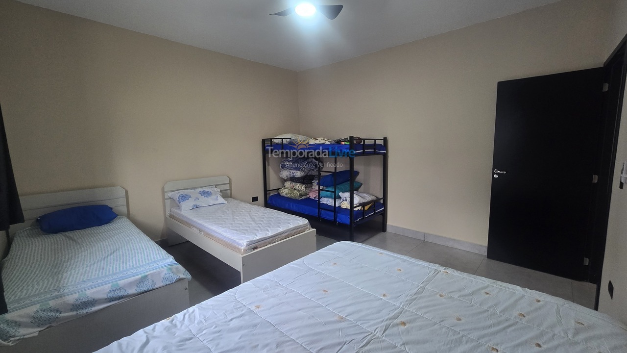 House for vacation rental in Piracicaba (Piracicamirim)