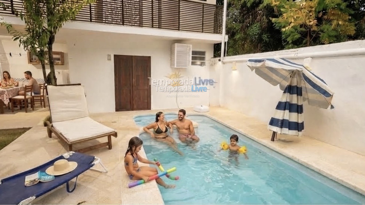 Casa para aluguel de temporada em Florianopolis (Praia dos Ingleses)