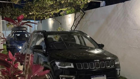 Espaço de sobra por aqui: cabem até 5 carros, incluindo suvs com bagageiro de teto com total conforto e segurança!