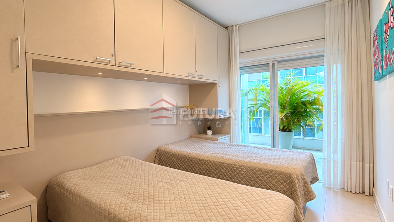 Apartment for vacation rental in Bombinhas (Mariscal)