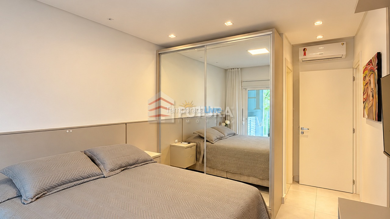 Apartment for vacation rental in Bombinhas (Mariscal)