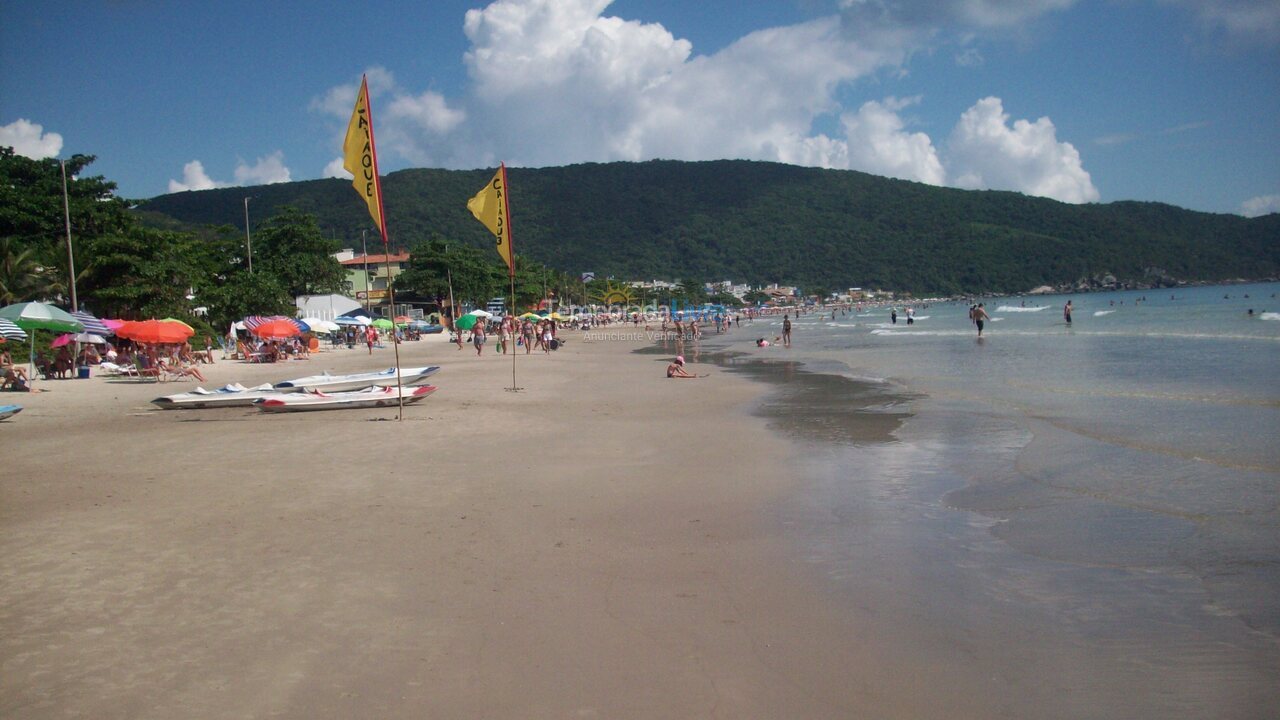 Apartamento para alquiler de vacaciones em Bombinhas (Praia de Bombas)
