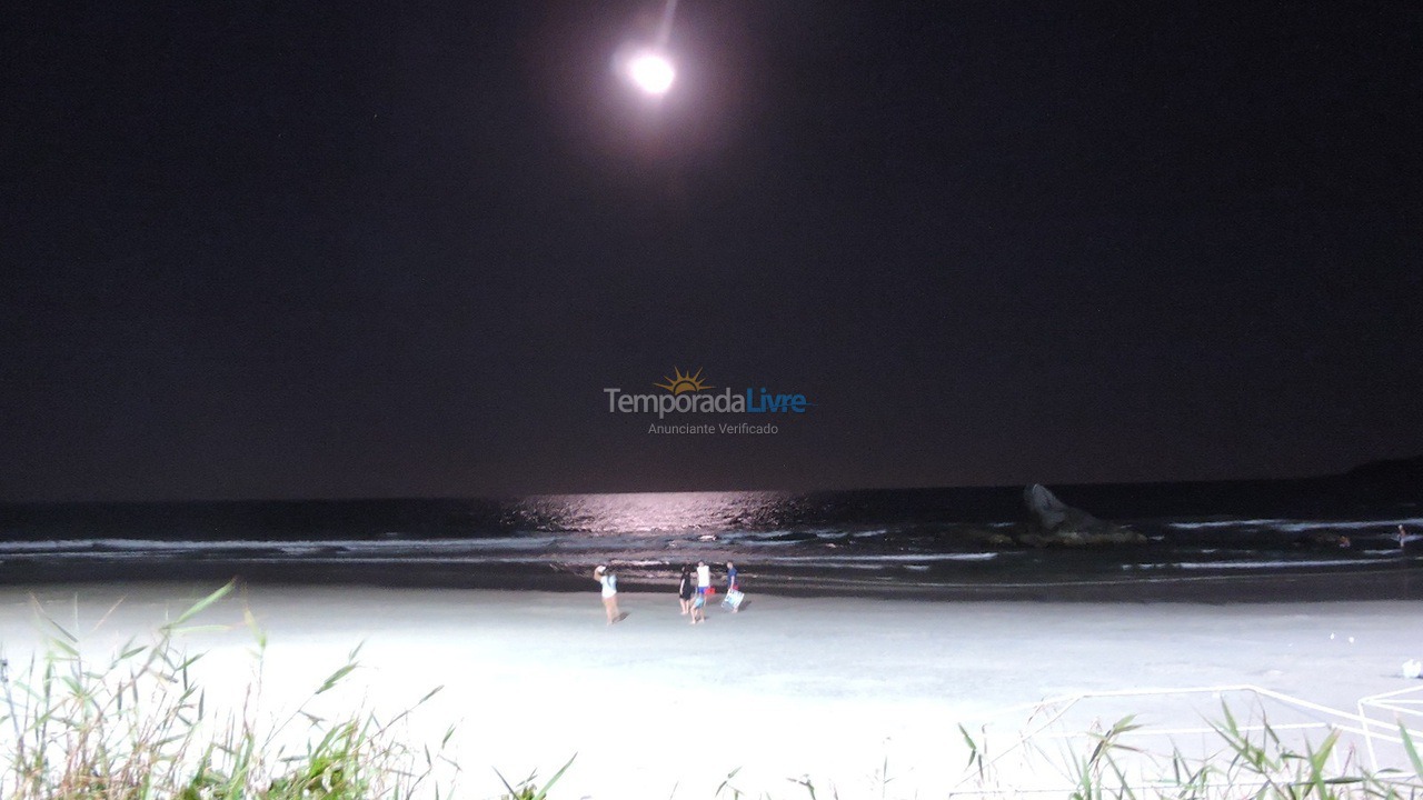 Apartamento para alquiler de vacaciones em Bombinhas (Praia de Bombas)