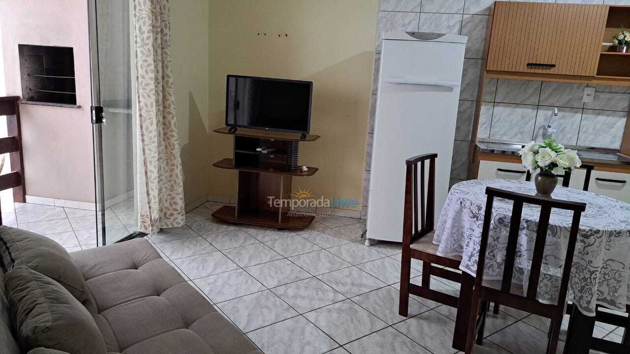 Apartamento para alquiler de vacaciones em Bombinhas (Praia de Bombas)