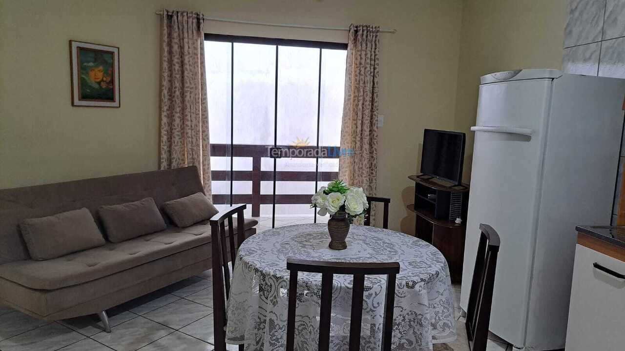 Apartamento para alquiler de vacaciones em Bombinhas (Praia de Bombas)