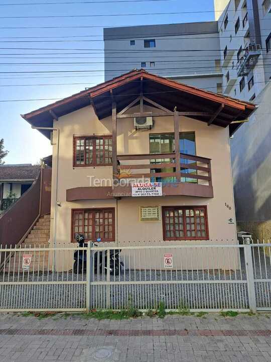 Apartamento para alquiler de vacaciones em Bombinhas (Praia de Bombas)