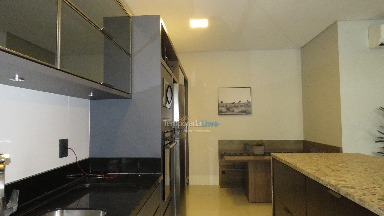 Apartamento para aluguel de temporada em Florianopolis (Jurerê)