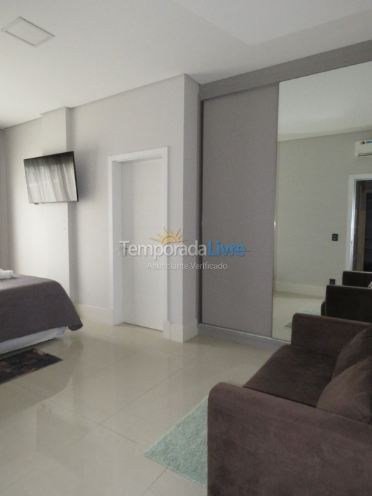 Apartamento para aluguel de temporada em Florianopolis (Jurerê)