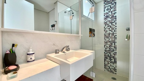 Apartamento Riviera Resort Módulo 8 3 suítes