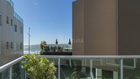Apartamento frente al mar en Bombas, 3 suites, piscina, alto nivel