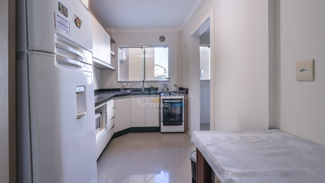 Apartamento para alquiler de vacaciones em Bombinhas (Praia de Bombas)