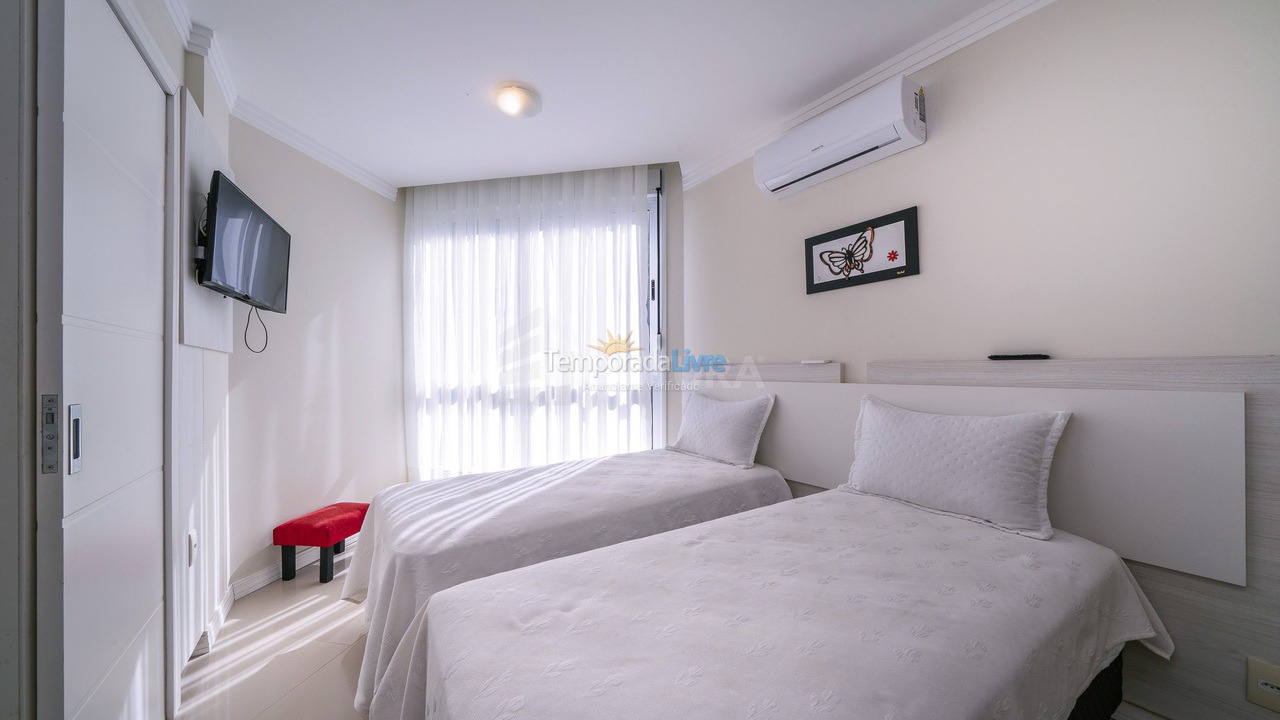 Apartamento para alquiler de vacaciones em Bombinhas (Praia de Bombas)