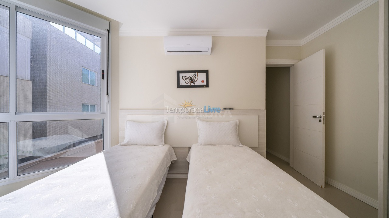 Apartamento para alquiler de vacaciones em Bombinhas (Praia de Bombas)