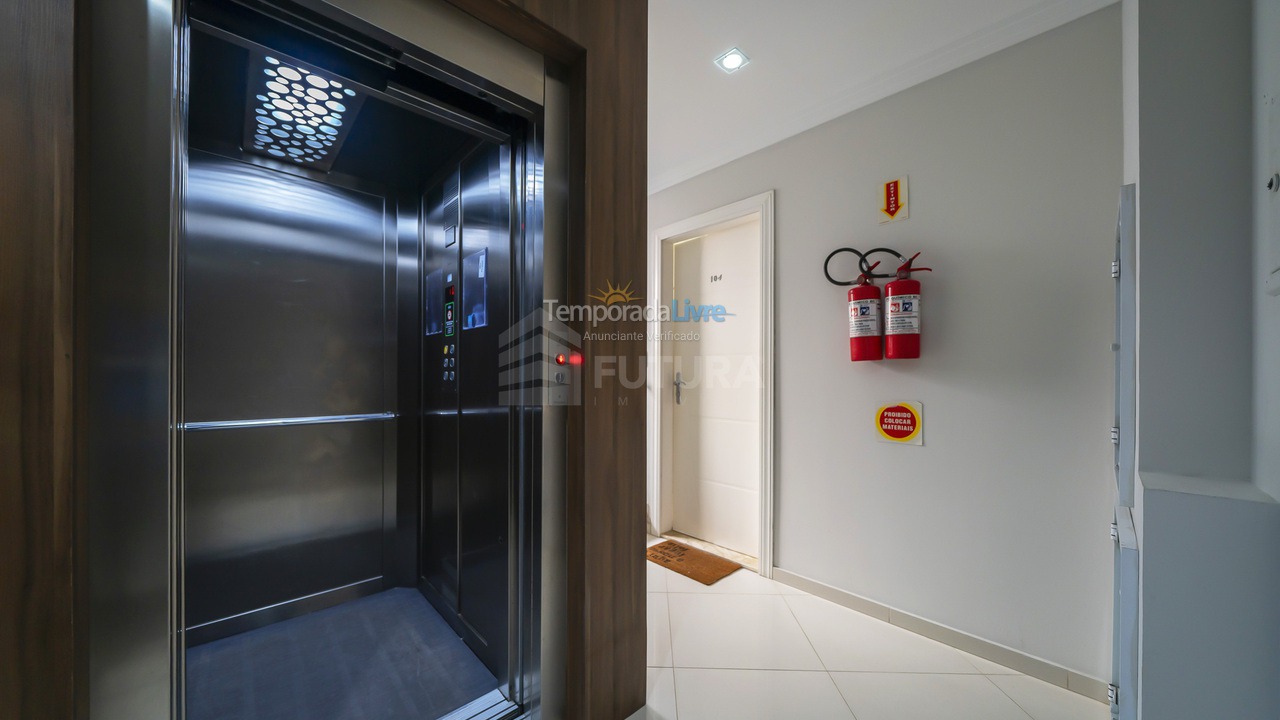 Apartamento para alquiler de vacaciones em Bombinhas (Praia de Bombas)