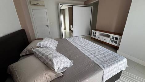 Apartamento Exclusivo com 4 Suítes