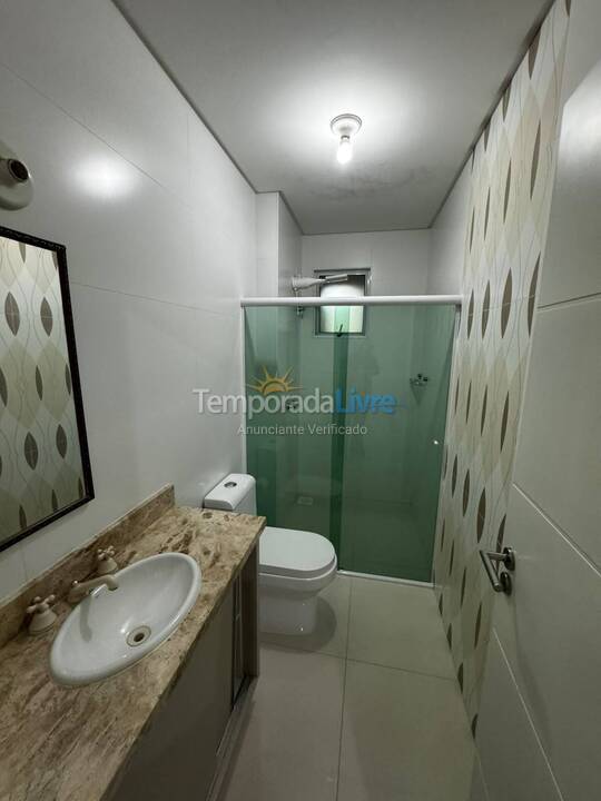 Apartamento para aluguel de temporada em Itapema (Meia Praia)