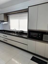 Apartamento Exclusivo com 4 Suítes