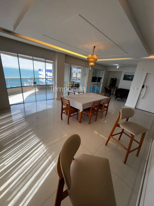 Apartamento para aluguel de temporada em Itapema (Meia Praia)