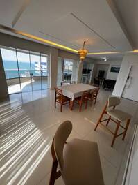 Apartamento Exclusivo com 4 Suítes