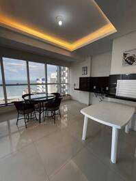 Apartamento Exclusivo com 4 Suítes