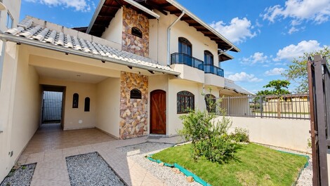 House for rent in Bombinhas - Praia de Bombas