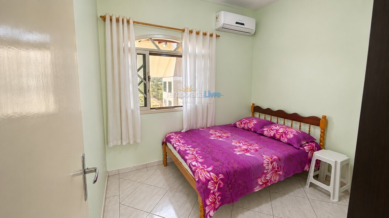 House for vacation rental in Bombinhas (Praia de Bombas)