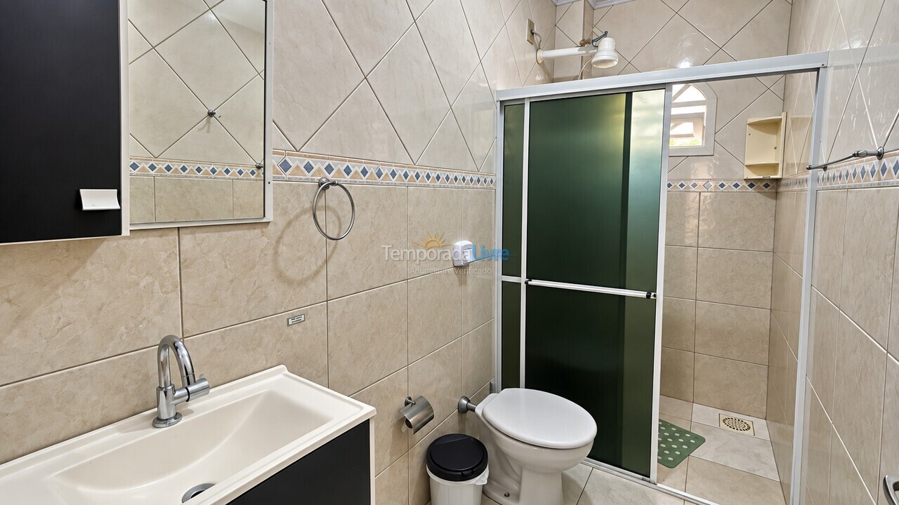 House for vacation rental in Bombinhas (Praia de Bombas)