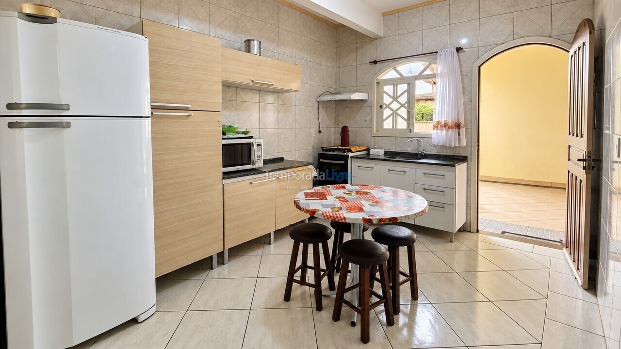 House for vacation rental in Bombinhas (Praia de Bombas)