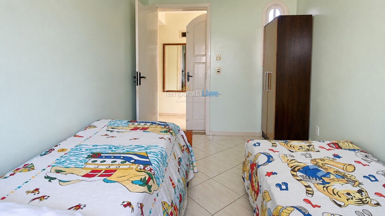House for vacation rental in Bombinhas (Praia de Bombas)