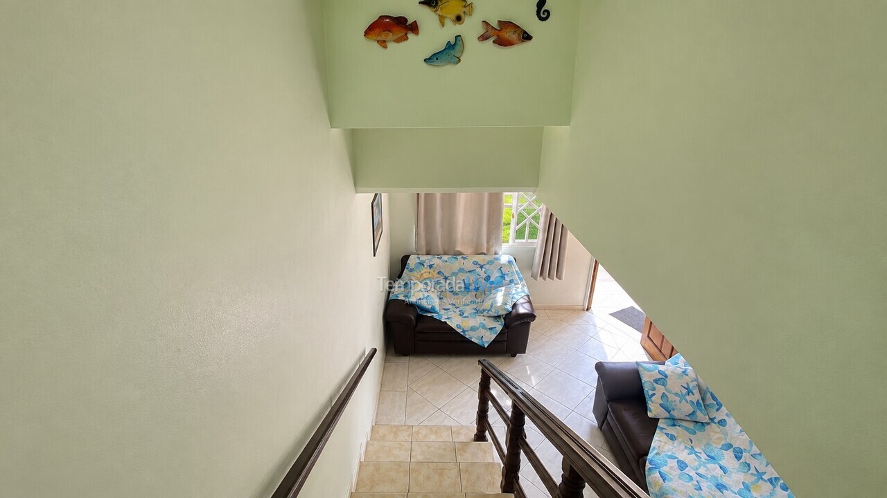 House for vacation rental in Bombinhas (Praia de Bombas)