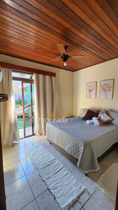 Casa para alquiler de vacaciones em Palhoça (Guarda do Embaú)