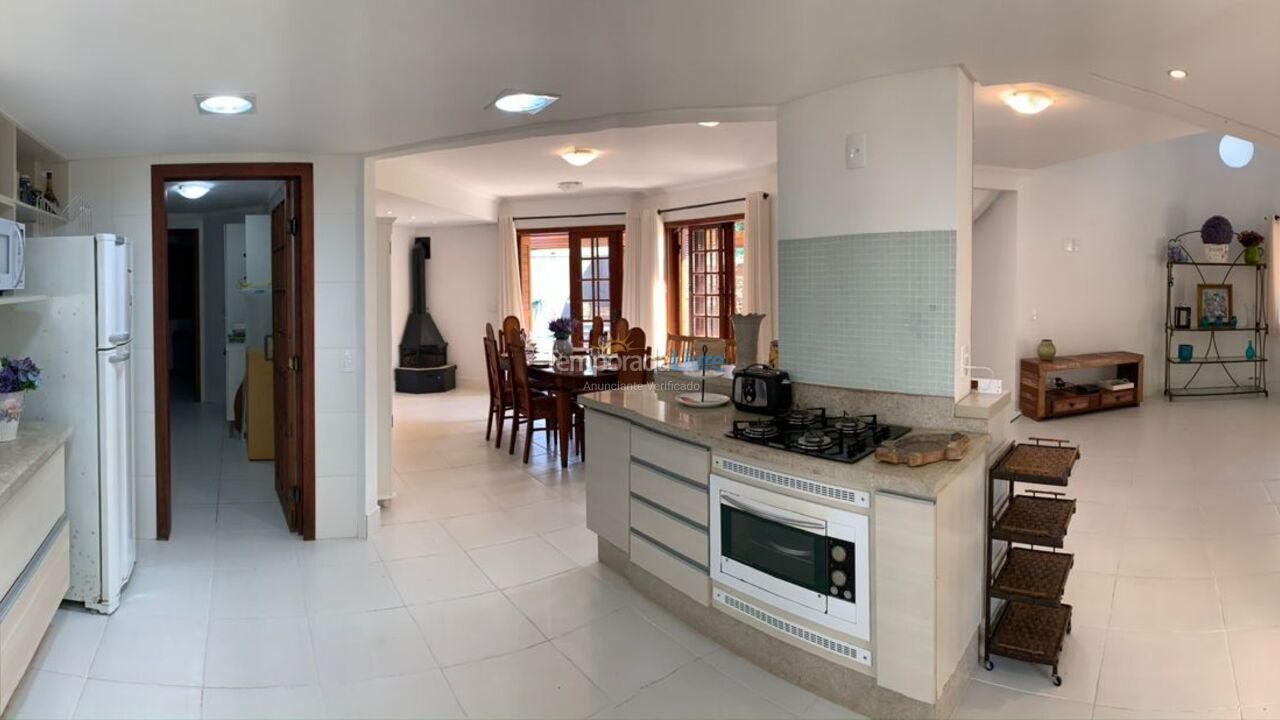 Casa para aluguel de temporada em Florianopolis (Jurerê)