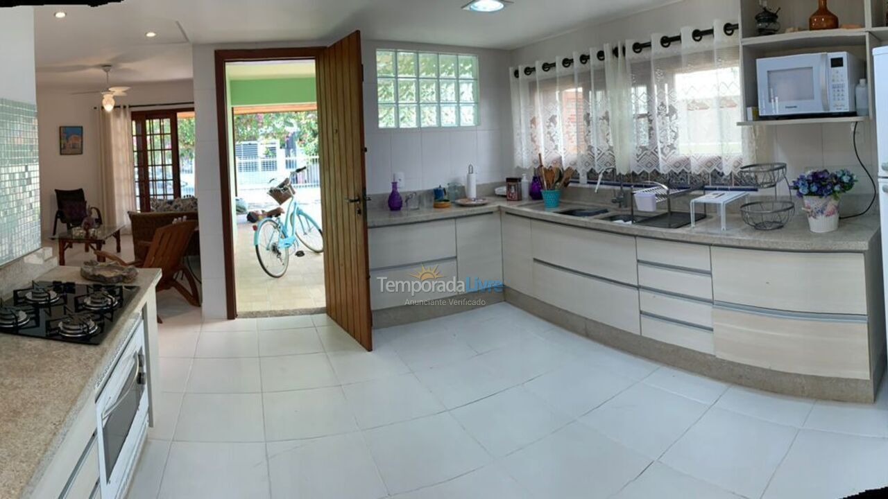 Casa para aluguel de temporada em Florianopolis (Jurerê)