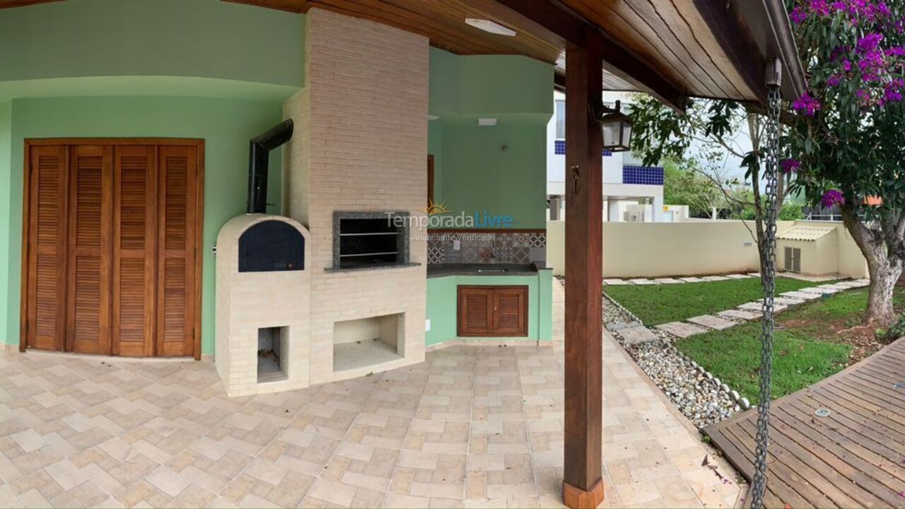Casa para aluguel de temporada em Florianopolis (Jurerê)