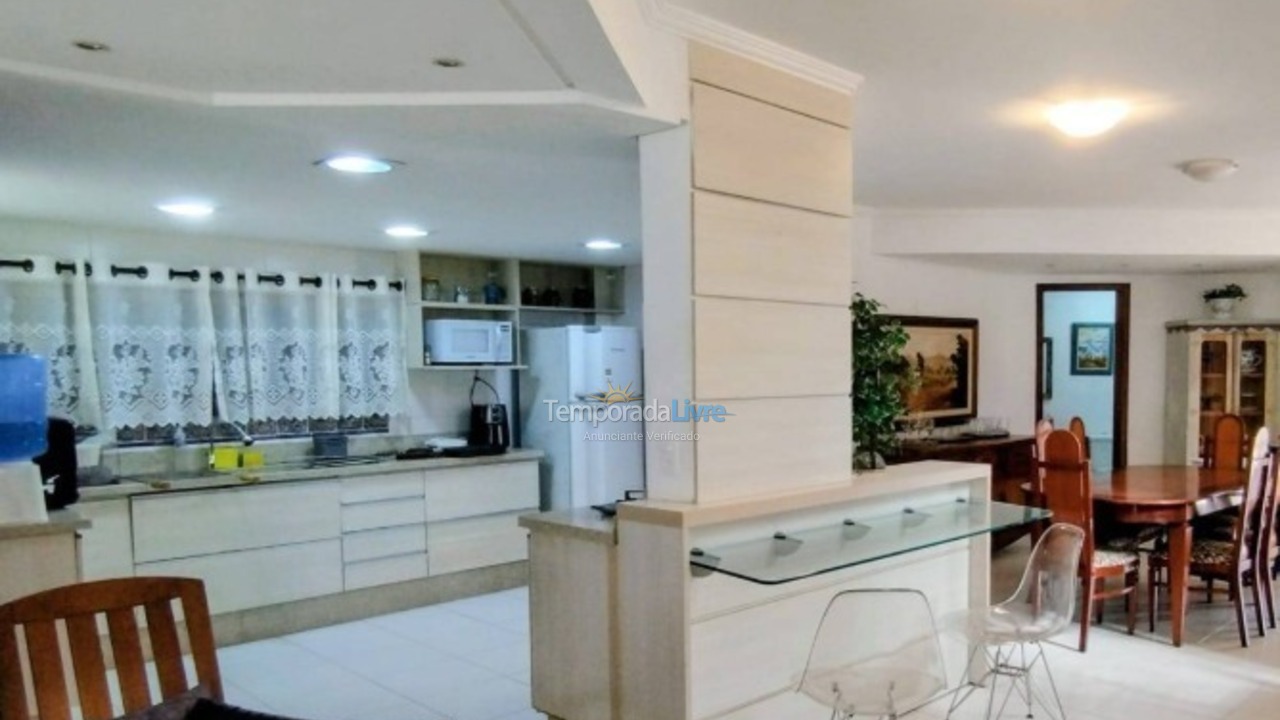 Casa para aluguel de temporada em Florianopolis (Jurerê)