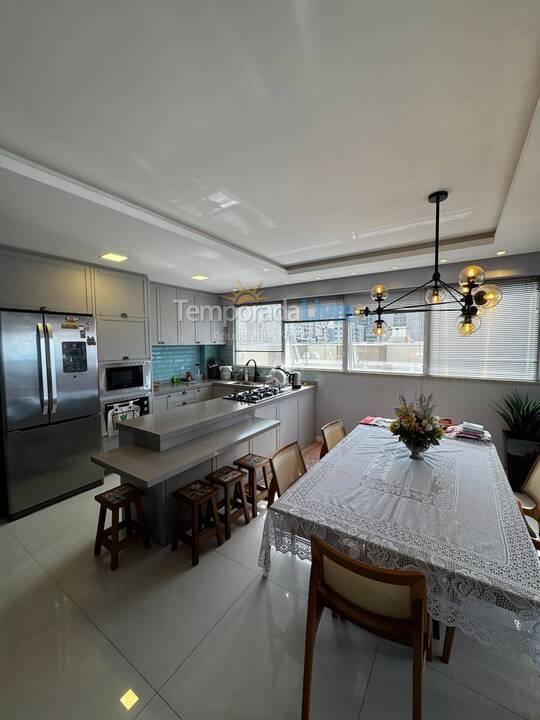 Apartamento para alquiler de vacaciones em Itapema (Meia Praia)