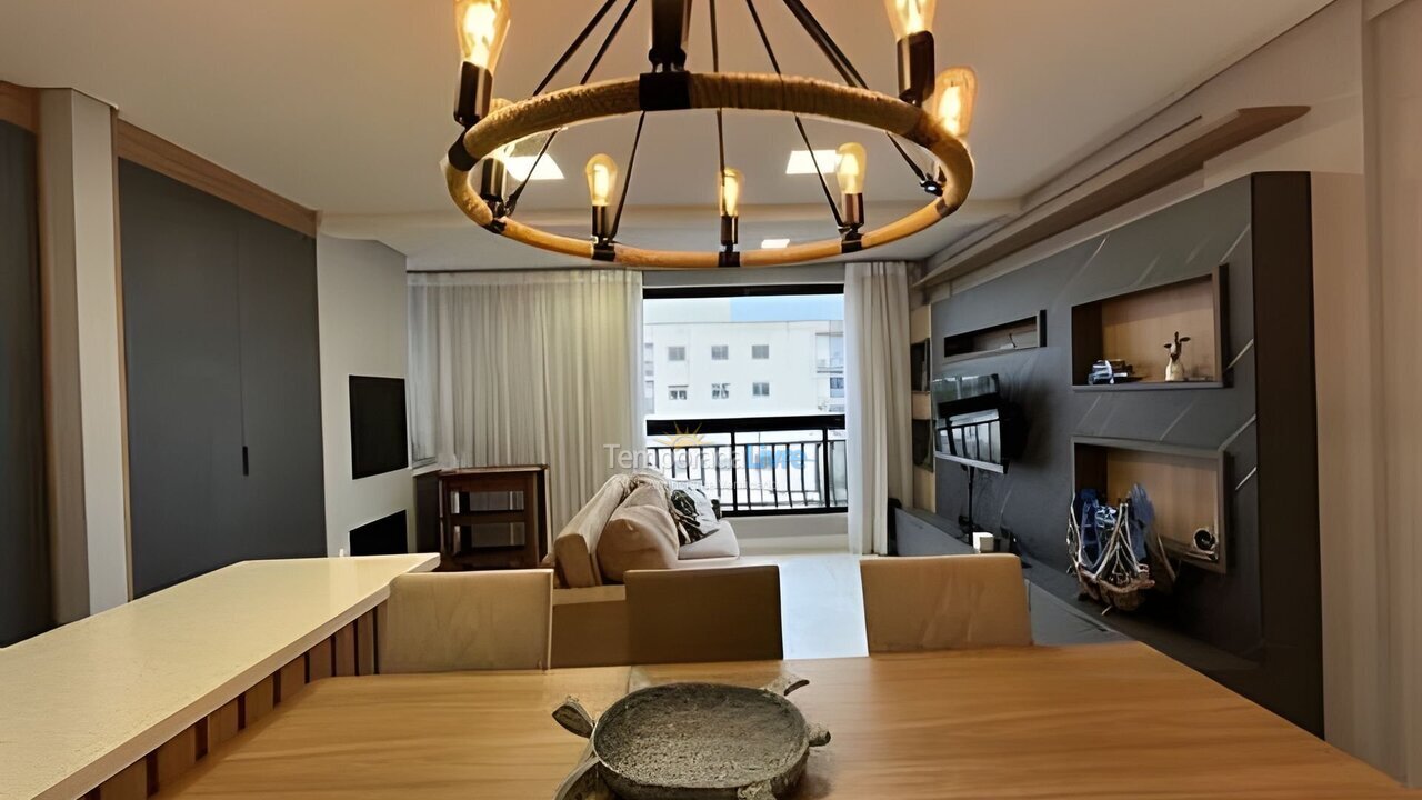 Apartamento para aluguel de temporada em Bombinhas (Praia de Bombas)