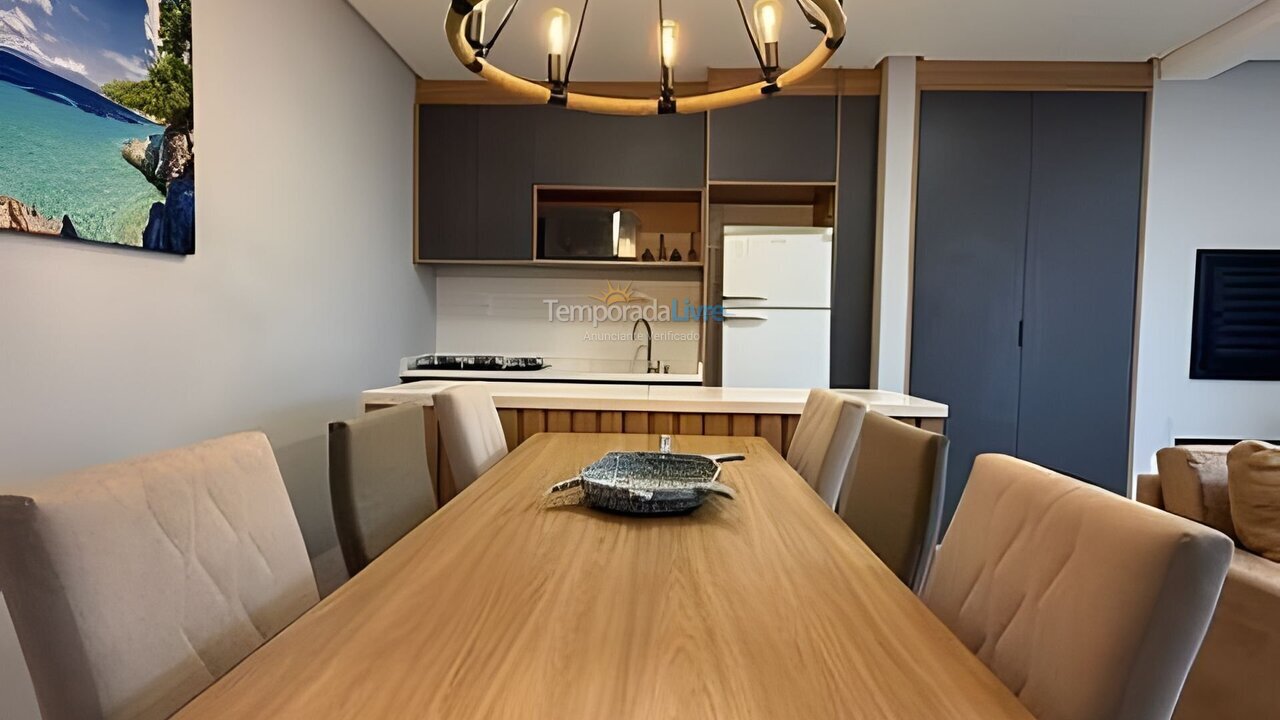 Apartamento para aluguel de temporada em Bombinhas (Praia de Bombas)