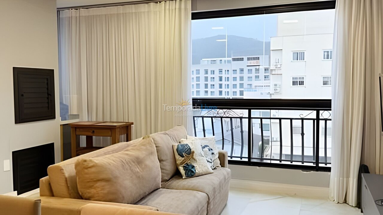 Apartamento para aluguel de temporada em Bombinhas (Praia de Bombas)