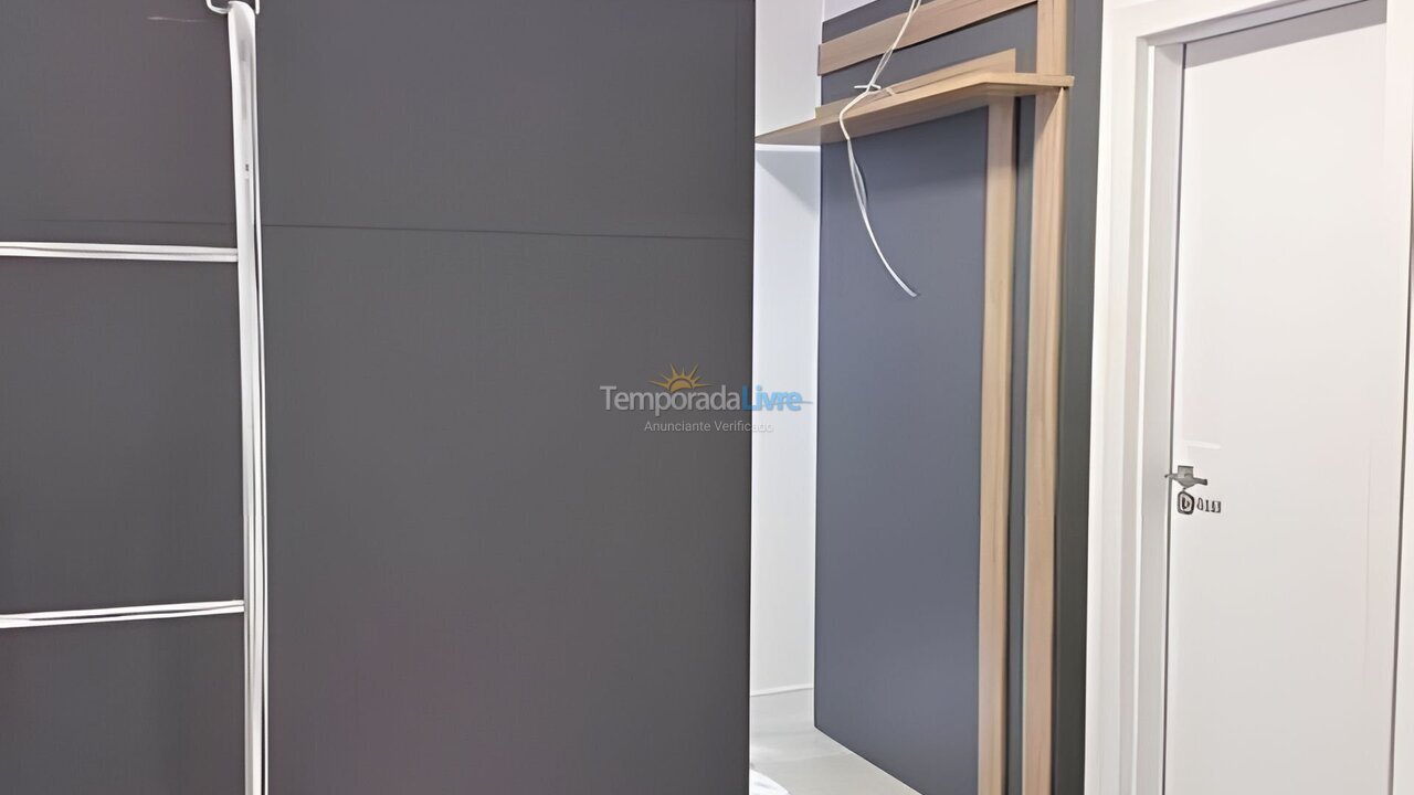 Apartamento para aluguel de temporada em Bombinhas (Praia de Bombas)
