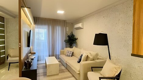 Eunice Costa - Charming, with a pool 120m from the sea.