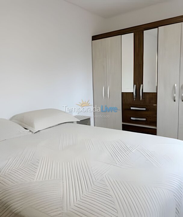 Apartment for vacation rental in Bombinhas (Praia de Bombas)